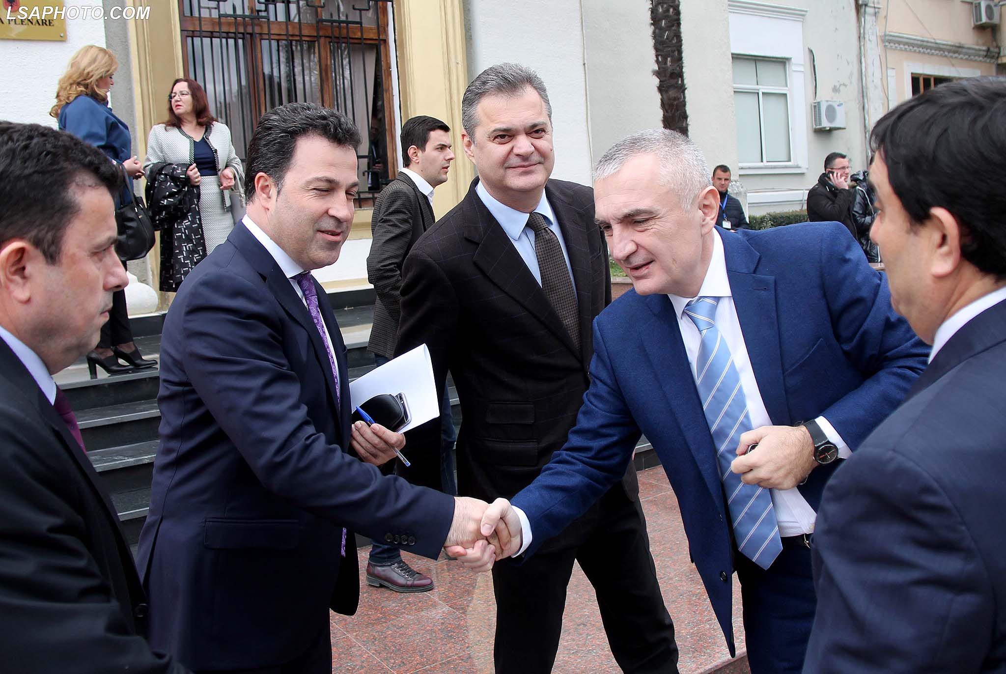 Faqe-5-politika-blushi-meta_2016_07_18_2323_1468878606